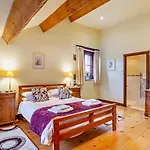 3 Bed In Skipton Oc-94259 בית נופש Airton