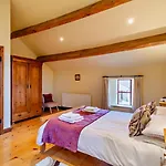 3 Bed In Skipton Oc-94259 Airton