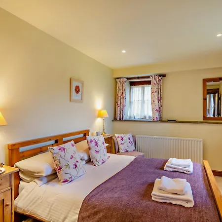 別荘 3 Bed In Malham 94259 *