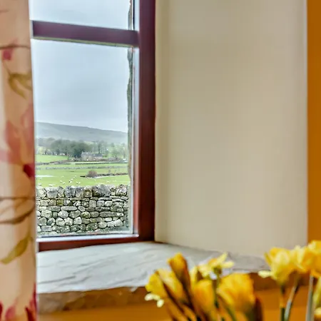 3 Bed In Malham 94259