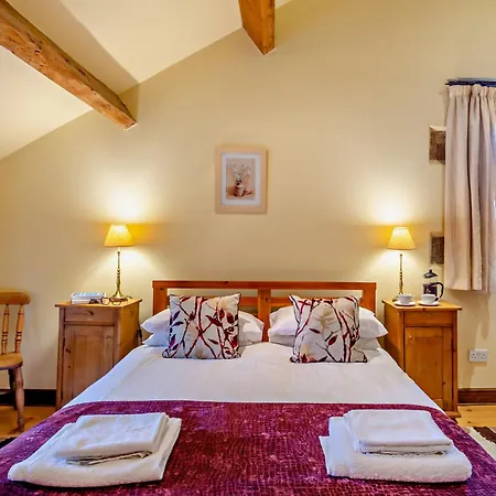 3 Bed In Malham 94259 Semesterbostad Airton