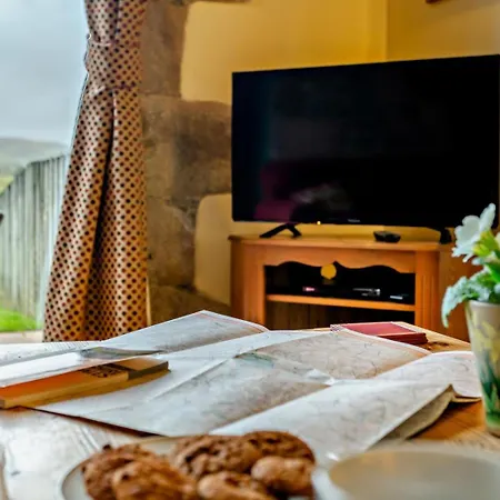 3 Bed In Skipton Oc-94259 Airton