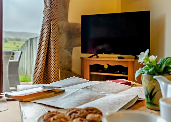 3 Bed In Skipton Oc-94259 Airton